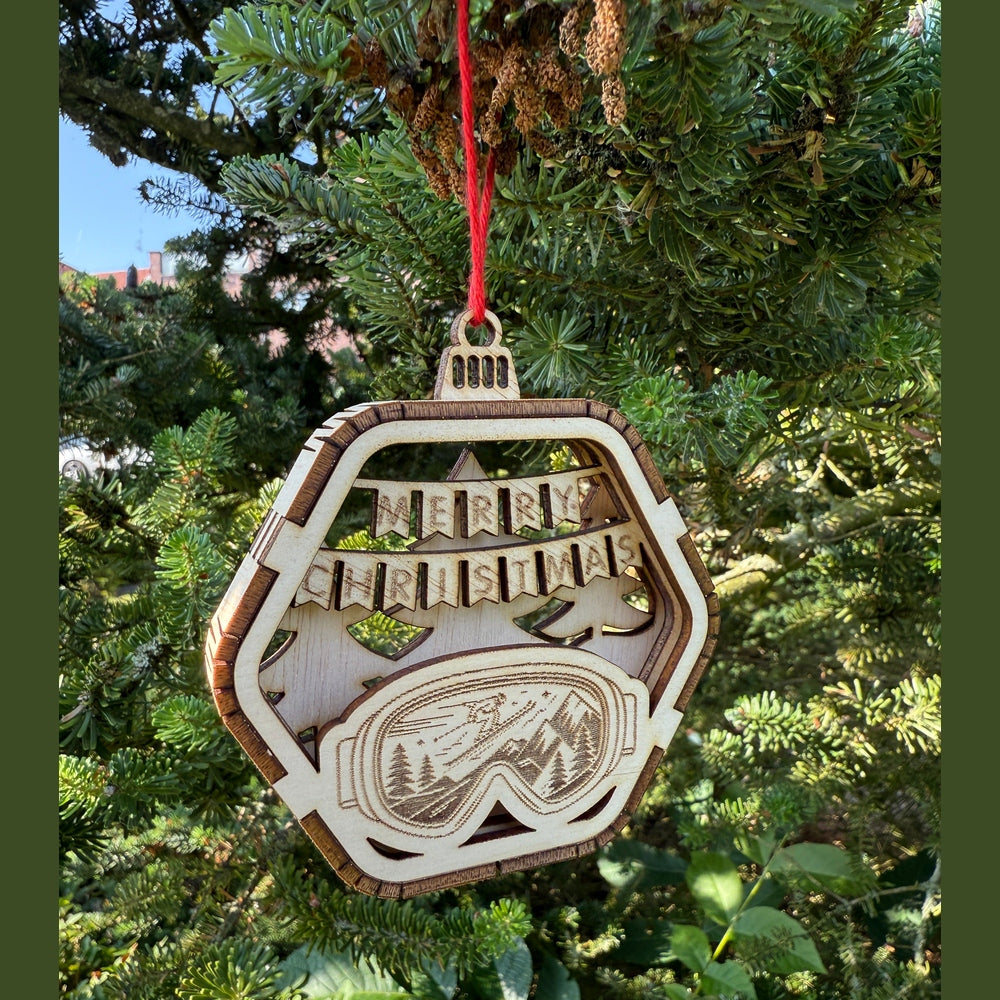 BT by Sonia 3D-Weihnachtskugel aus Holz Skifahren
